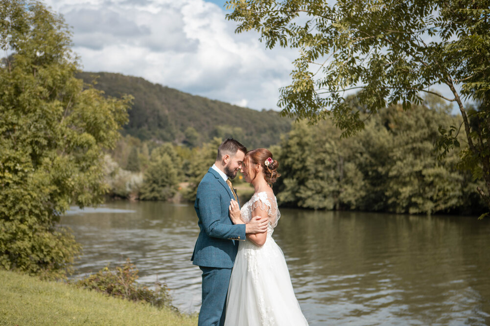 Séance couple de mariage à Nouzonville